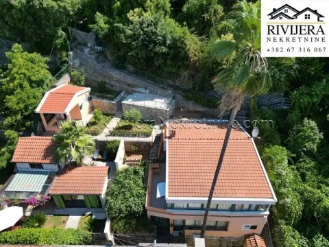 Sale, house, 101m², Centar, Herceg Novi