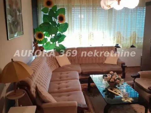 Sale, house, 93m², Futog, Novi Sad Sve Podlokacije - image 1