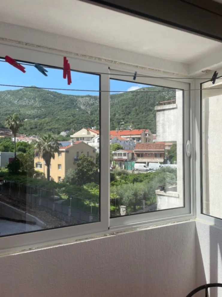 Izdavanje, garsonjera, 30m², Babilonija, Budva