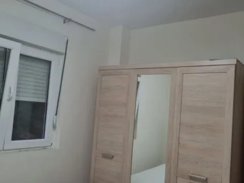 Izdavanje, jednosoban stan, 35m², Krivi Most, Podgorica - image 4