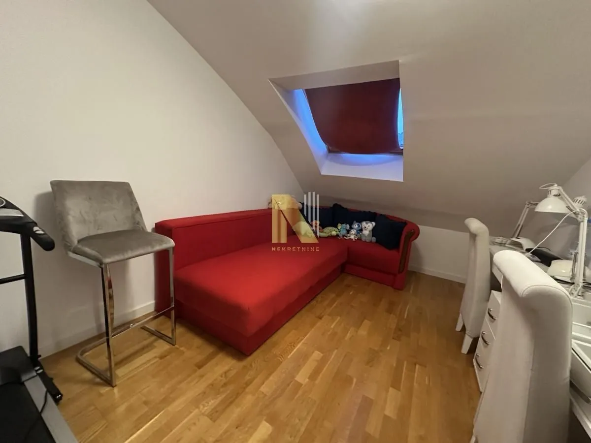 Prodaja, stan, 100m², Novo naselje, Novi Sad