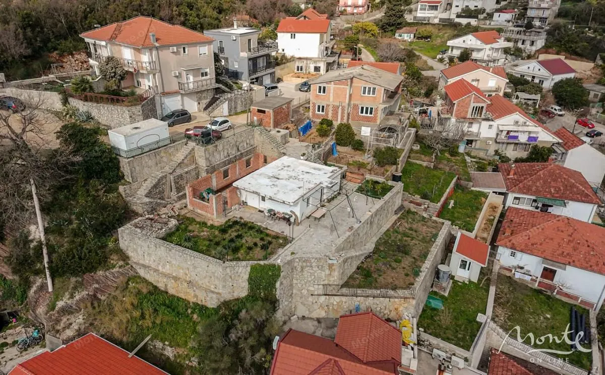 Prodaja, kuća, 64m², Zelenika, Herceg Novi
