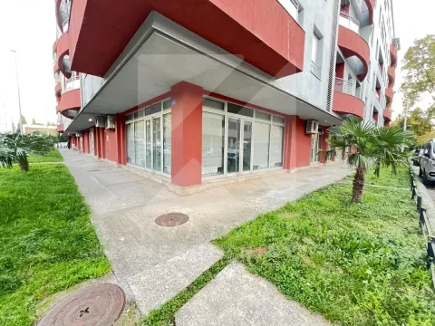 Rent, office space, 110m², Preko Morače, Podgorica - image 1