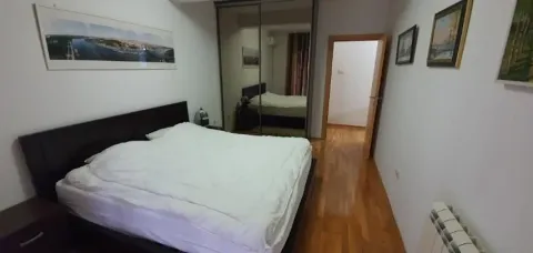 Izdavanje, trosoban stan, 86m², Neimar, Vračar Sve Podlokacije - image 7