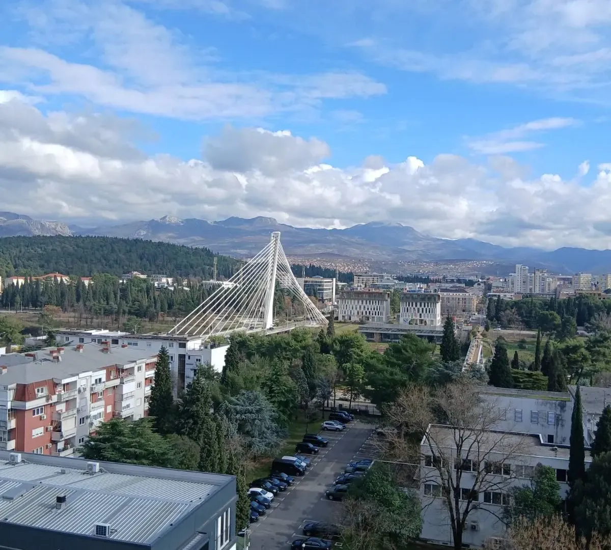 Prodaja, dvosoban stan, 77m², Preko Morače, Podgorica
