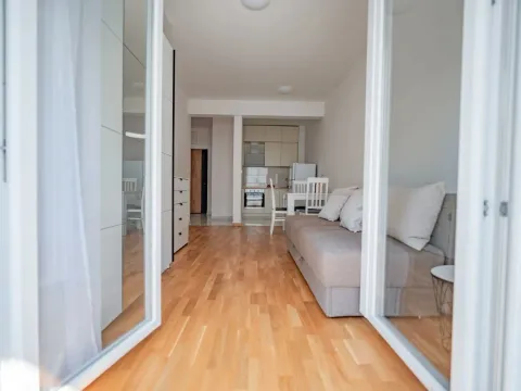 Prodaja, jednosoban stan, 46m², Centar, Budva - image 6