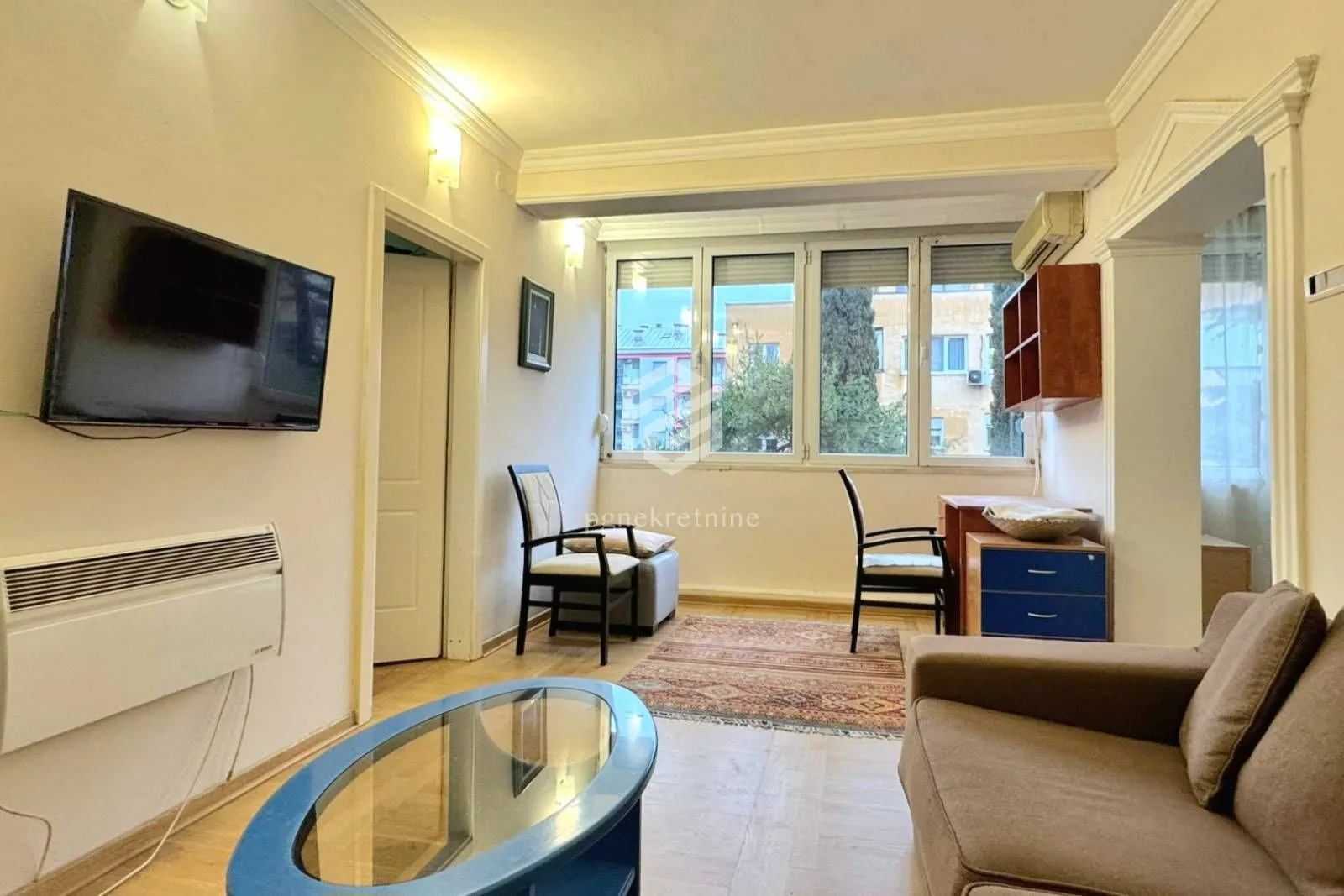 Izdavanje, jednosoban stan, 55m², Preko Morače, Podgorica