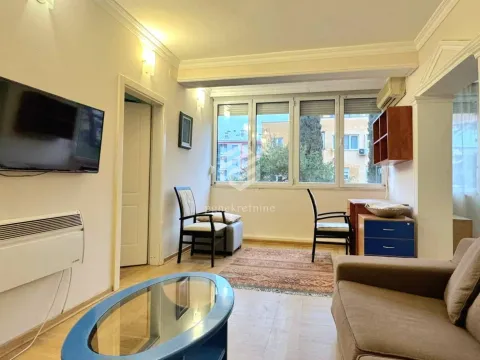 Izdavanje, jednosoban stan, 55m², Preko Morače, Podgorica - image 2