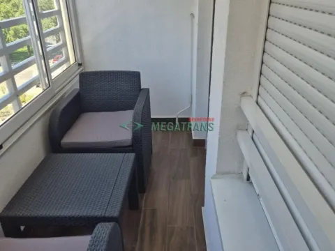 Izdavanje, trosoban stan, 102m², Belvil, Beograd - image 20