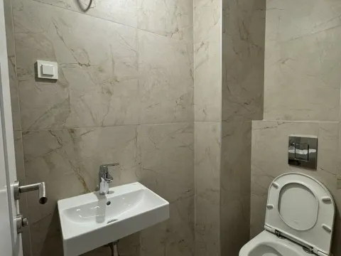 Izdavanje, dvosoban stan, 64m², Kruševac, Podgorica - image 5