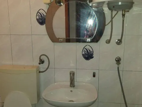 Rent, house, 40m², Zagorič, Podgorica - image 9