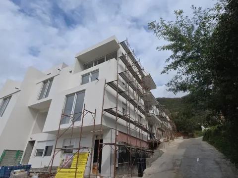 Prodaja, dvosoban stan, 60m², Kumbor, Herceg Novi - image 3