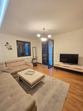 Izdavanje, dvosoban stan, 70m², Luštica, Tivat - image 1