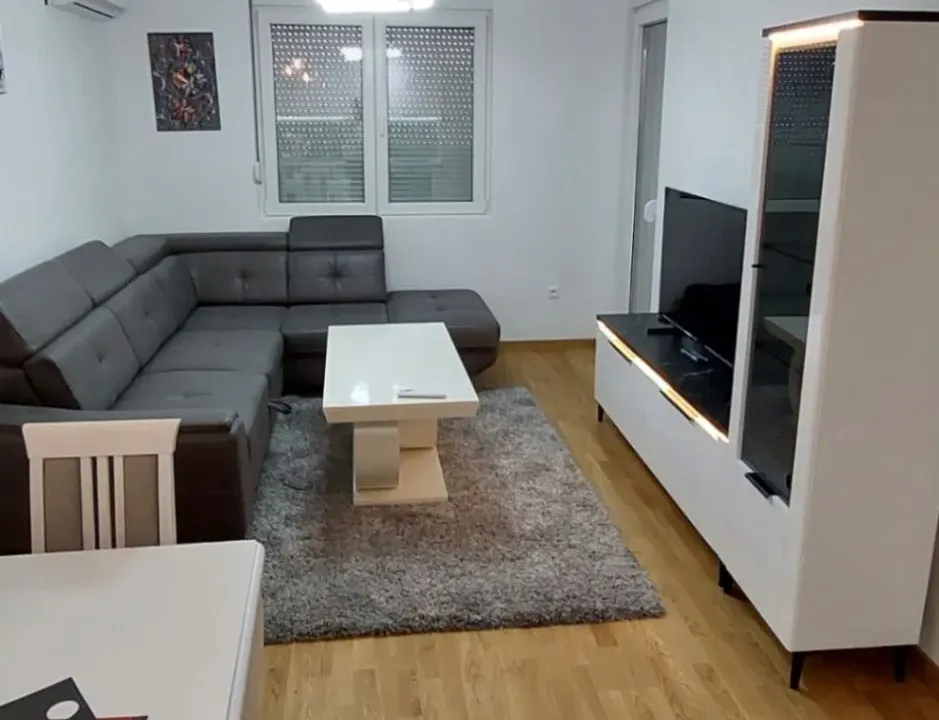 Izdavanje, jednosoban stan, 45m², Zabjelo, Podgorica
