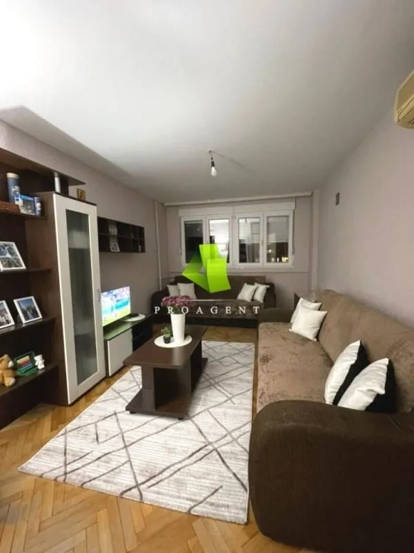 Rent, two bedroom apartment, 60m², Medijana, Niš