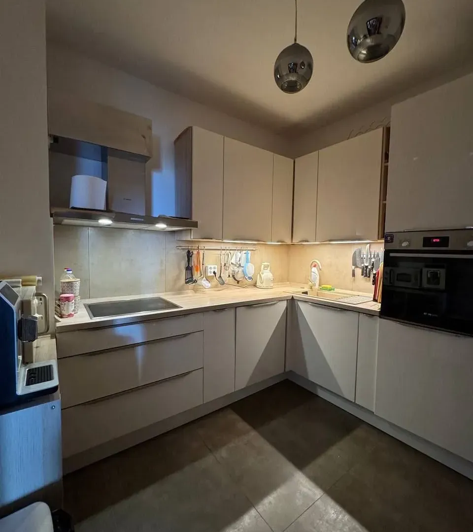 Sale, three bedroom apartment, 151m², Centar, Bar