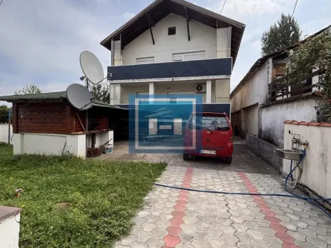 Prodaja, kuća, 228m², Jagodina, Srbija