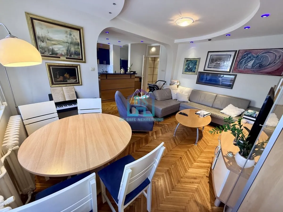 Prodaja, trosoban stan, 73m², Bulevar Oslobodjenja, Novi Sad Sve Podlokacije