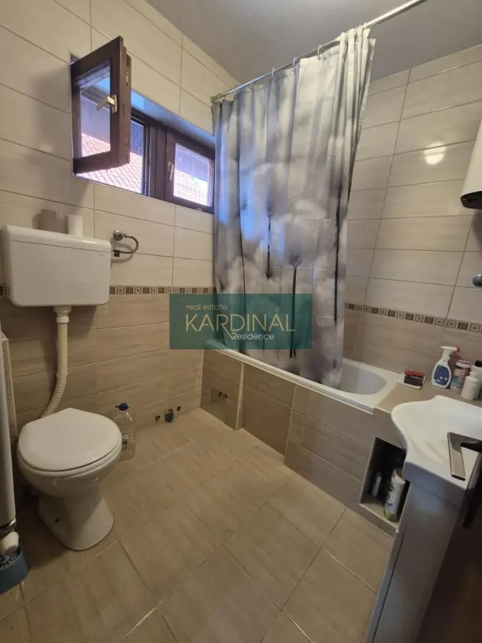 Prodaja, kuća, 298m², Budžino brdo, Jagodina