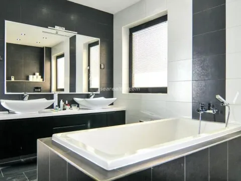Sale, house, 390m², Mrčevac, Tivat - image 14