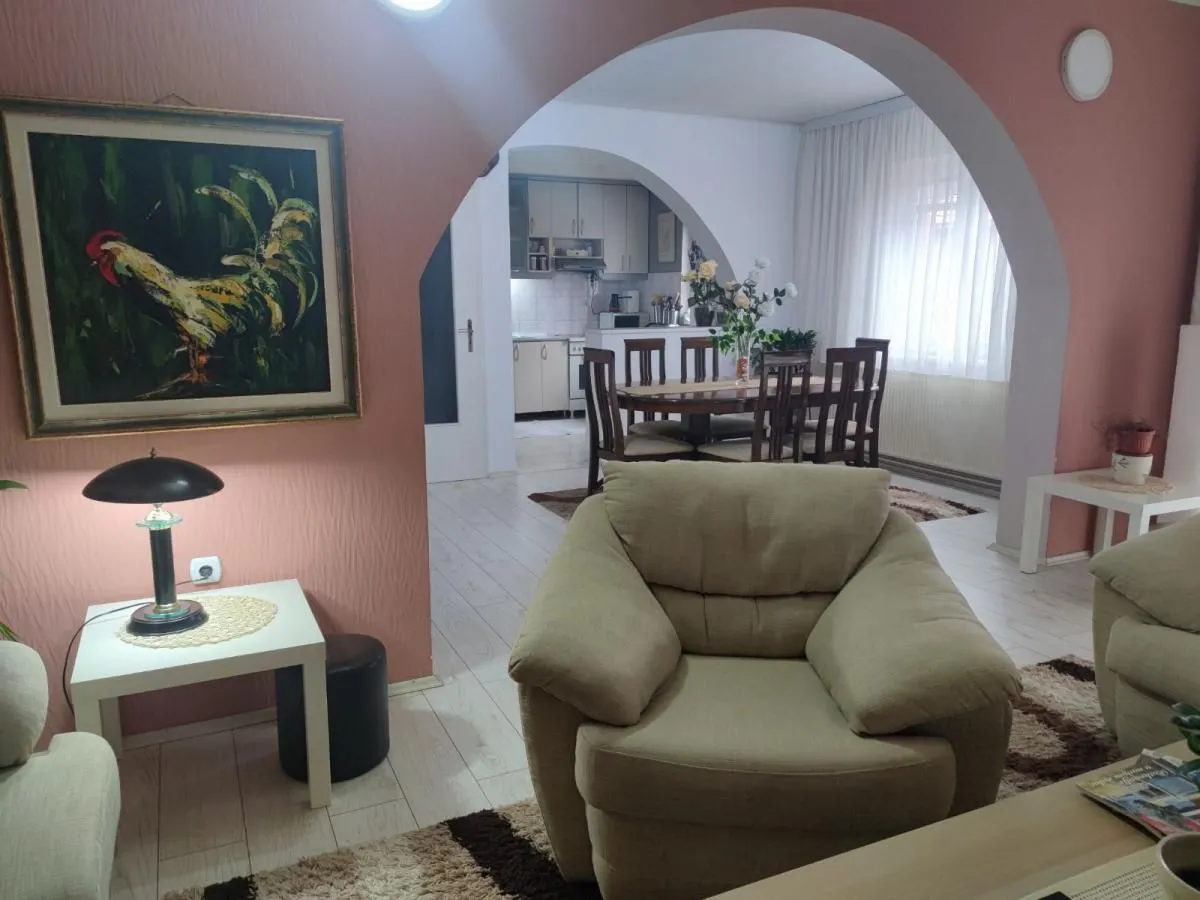 Sale, house, 420m², Donja Vrežina, Niš