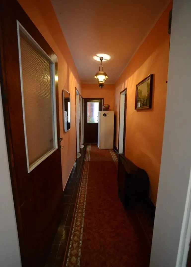 Prodaja, kuća, 300m², Utjeha, Bar