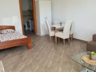 Izdavanje, garsonjera, 34m², Đenovići, Herceg Novi - image 12