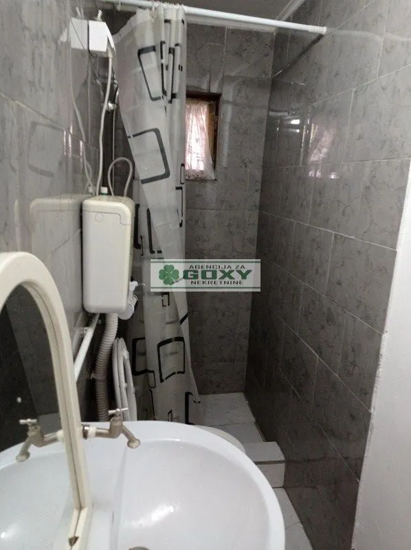 Prodaja, kuća, 180m², Beška, Inđija