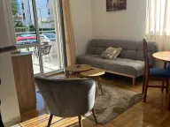 Izdavanje, jednosoban stan, 45m², Centar, Tivat - image 1