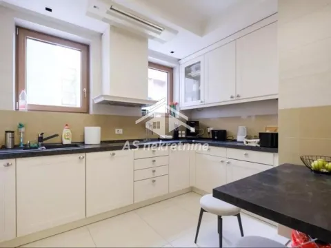 Izdavanje, četvorosoban stan, 150m², Novi Beograd Sve Podlokacije, Beograd - image 11