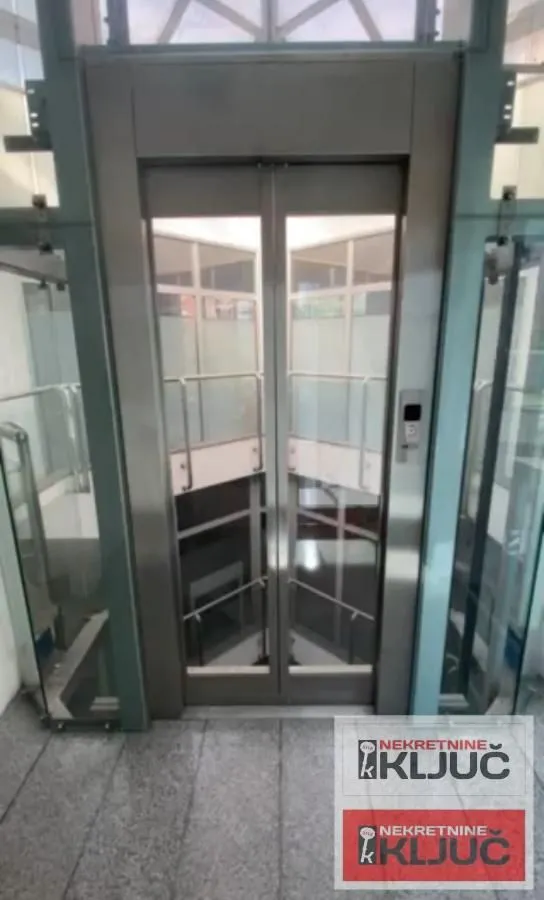 Rent, office space, 352m², Bulevar Oslobodjenja, Novi Sad Sve Podlokacije