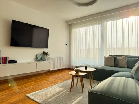 Prodaja, četvorosoban stan, 91m², Petrovaradin, Novi Sad