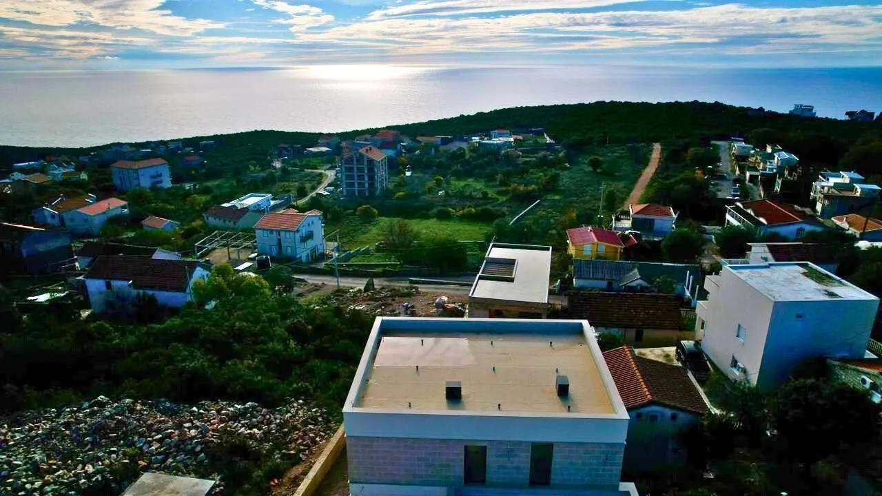 Sale, house, 250m², Krimovica, Kotor