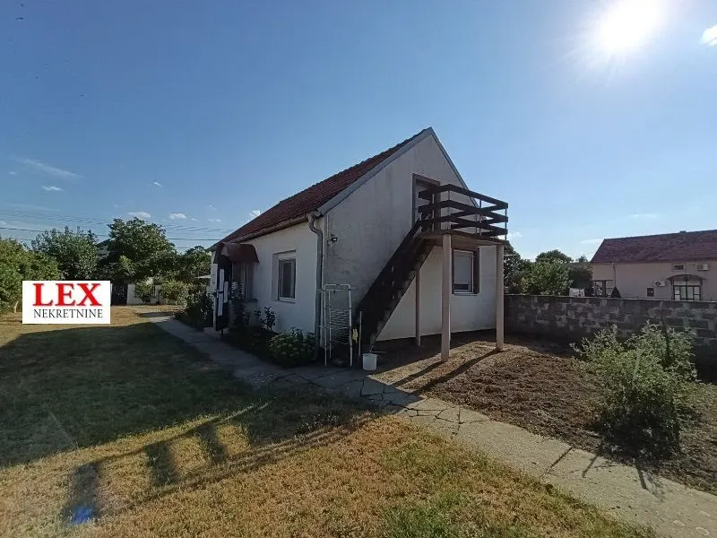 Prodaja, kuća, 78m², Deč, Pećinci