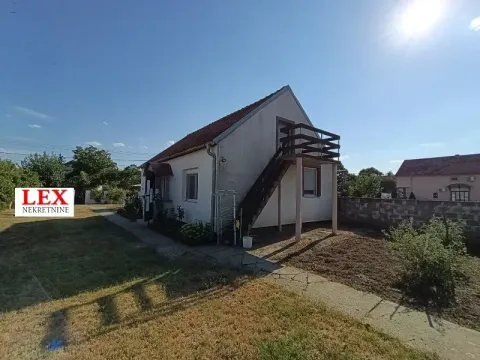 Prodaja, kuća, 78m², Deč, Pećinci - image 2