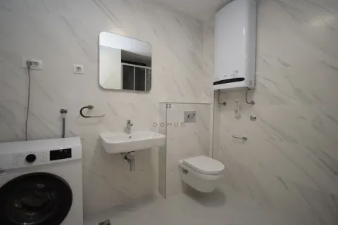 Rent, two bedroom apartment, 76m², New City, Podgorica - image 9