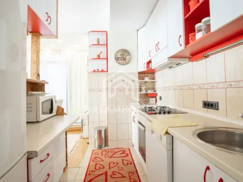 Izdavanje, dvosoban stan, 76m², Centar, Podgorica - image 5