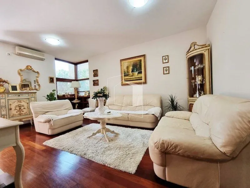 Rent, apartment, 100m², Gorica C, Podgorica
