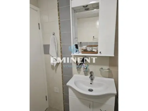Izdavanje, trosoban stan, 53m², Tašmajdan, Palilula Sve Podlokacije - image 11
