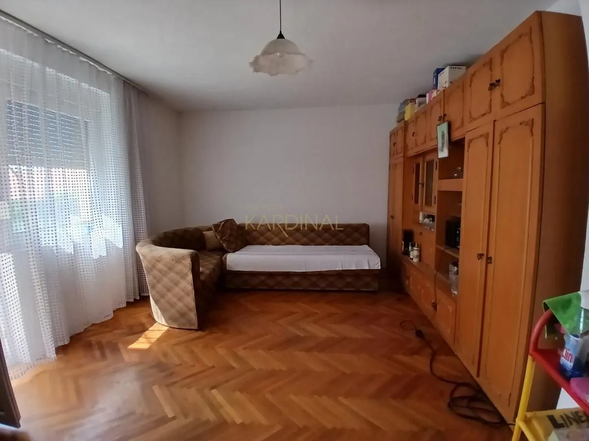 Prodaja, dvosoban stan, 68m², Pivara, Jagodina