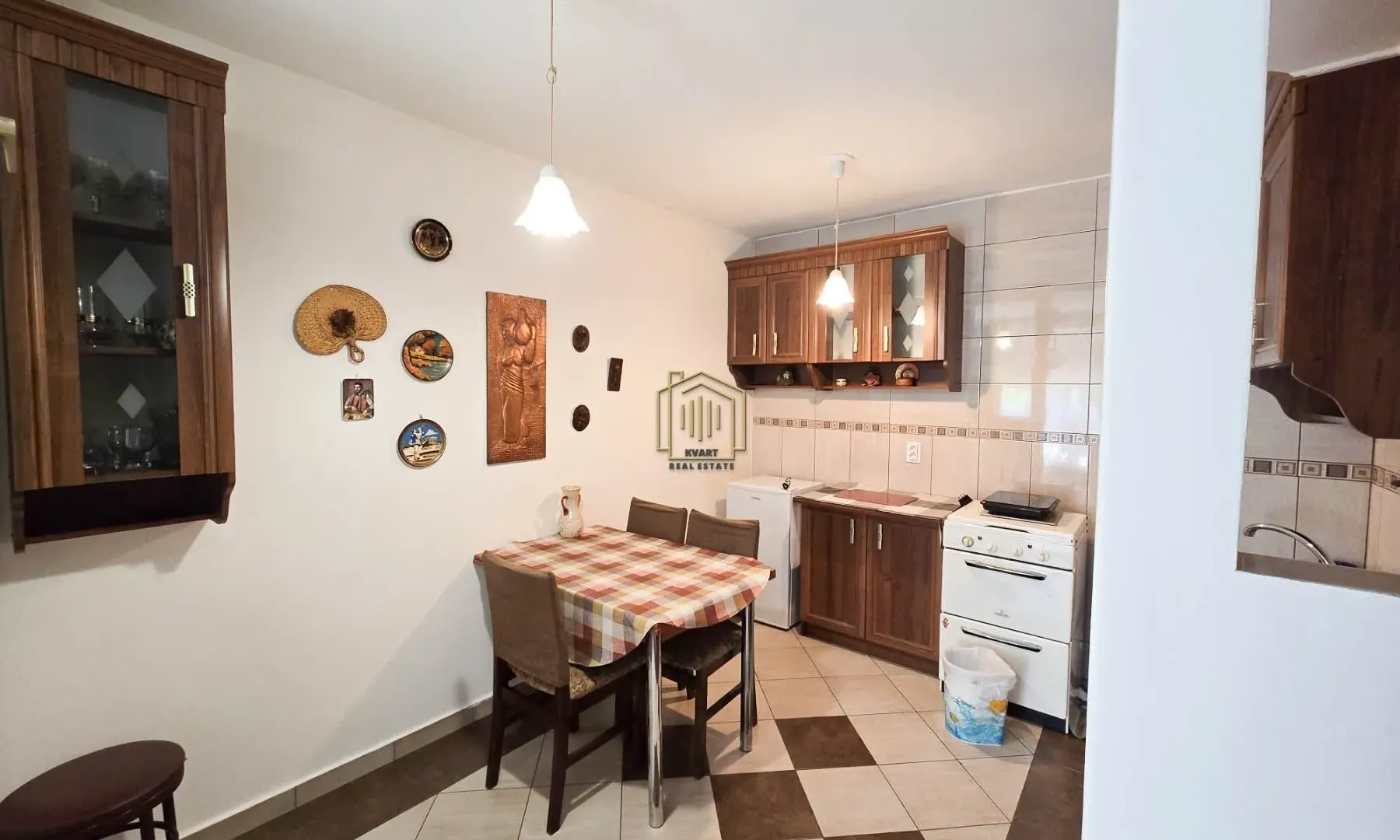 Prodaja, dvosoban stan, 60m², Blok 5, Podgorica