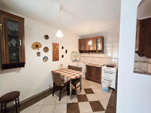 Prodaja, dvosoban stan, 60m², Blok 5, Podgorica - image 2