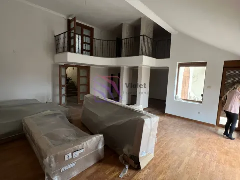 Prodaja, kuća, 400m², Gorica C, Podgorica - image 10