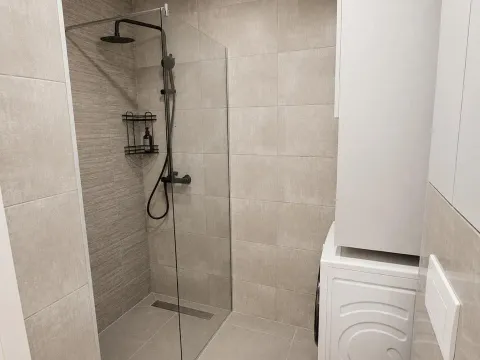 Rent, studio apartment, 47m², Stari Aerodrom, Podgorica - image 10