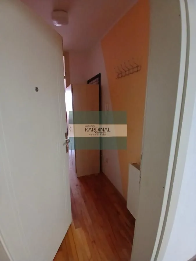 Izdavanje, garsonjera, 26m², Centar, Jagodina