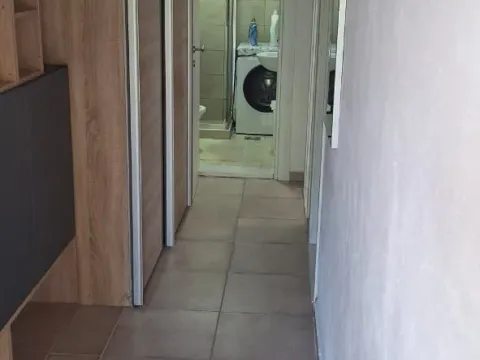 Izdavanje, dvosoban stan, 80m², Tripovići, Tivat - image 6