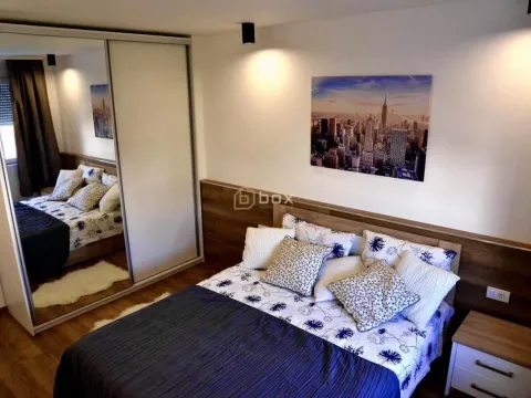 Izdavanje, trosoban stan, 61m², Centar, Niš - image 6