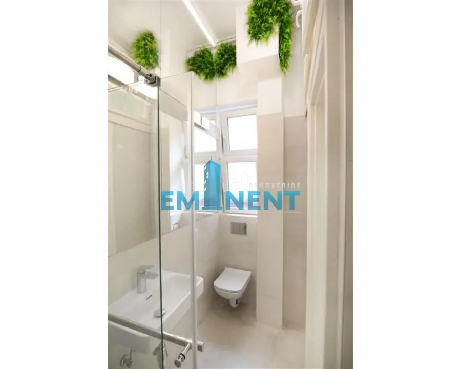 Rent, three bedroom apartment, 106m², Stari Grad, Beograd