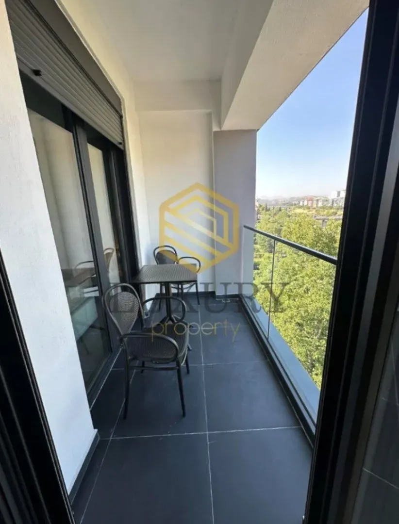 Prodaja, jednosoban stan, 47m², Centar, Podgorica