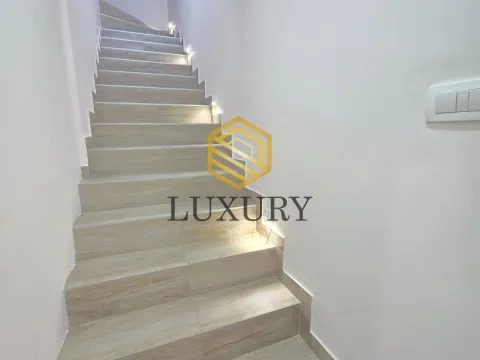 Izdavanje, dvosoban stan, 57m², Tološka šuma, Podgorica - image 3